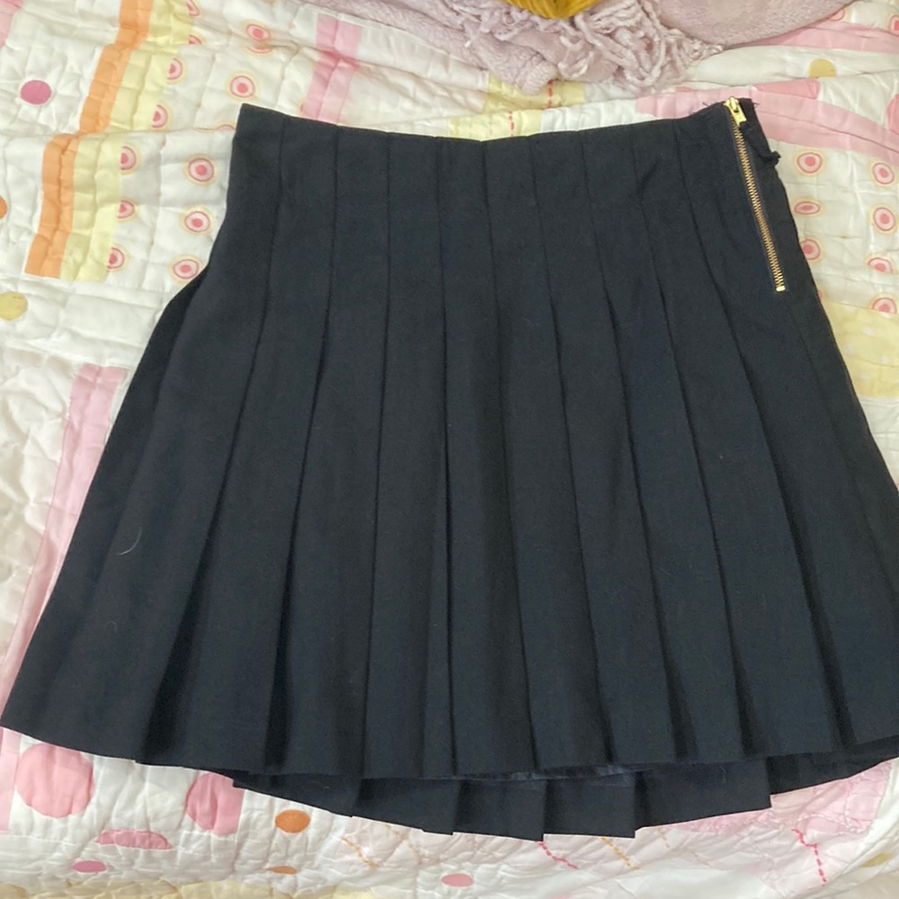 Pleated skirt